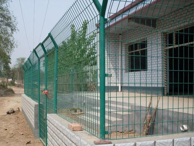 海南雙邊護(hù)欄網(wǎng)