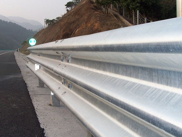 黑龍江高速公路護欄板