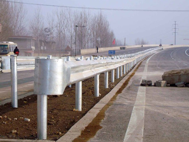 黑龍江高速公路護欄板